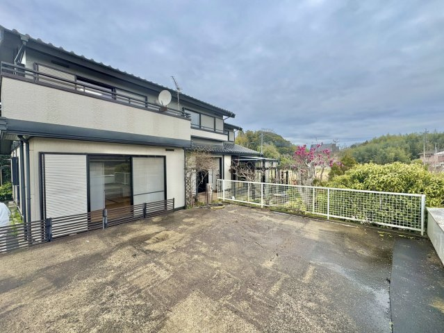 潮来市辻中古戸建の外観
