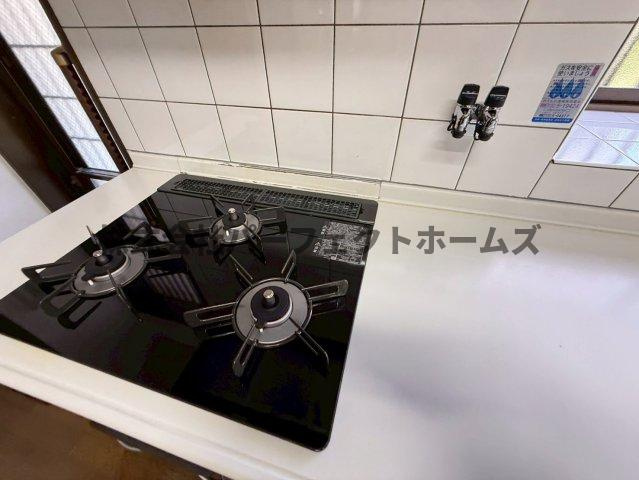 東香里南町戸建　賃貸のキッチン|お料理しやすいキッチンです