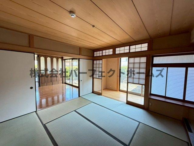 東香里南町戸建　賃貸の和室|来客時にも便利な和室付き