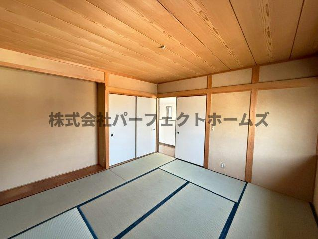 東香里南町戸建　賃貸の和室|きれいな和室です
