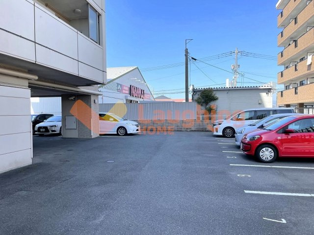 アーサー小森野リバーパークの駐車場|駐車場です