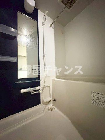 パルティール神宮前の浴室