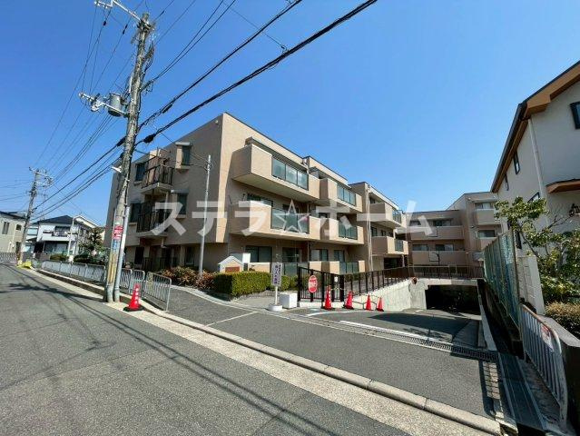コスモ上野東の外観|落ち着いた雰囲気の外観です