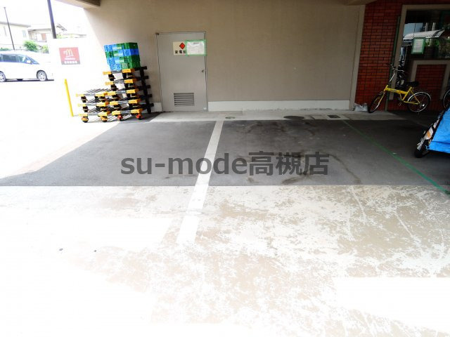 コンフォートグリーンの駐車場