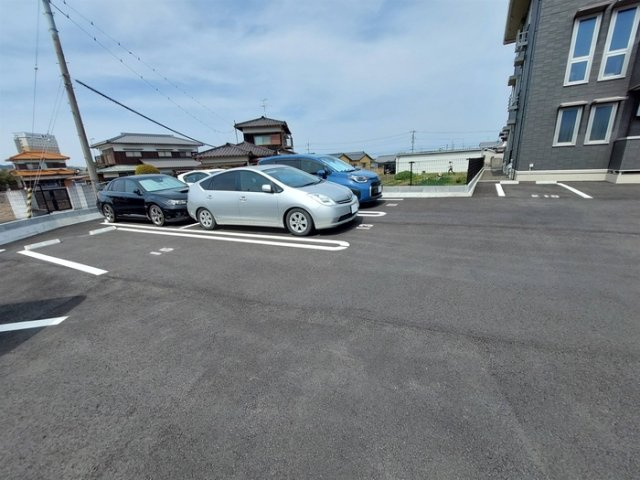 D-room Raffineの駐車場