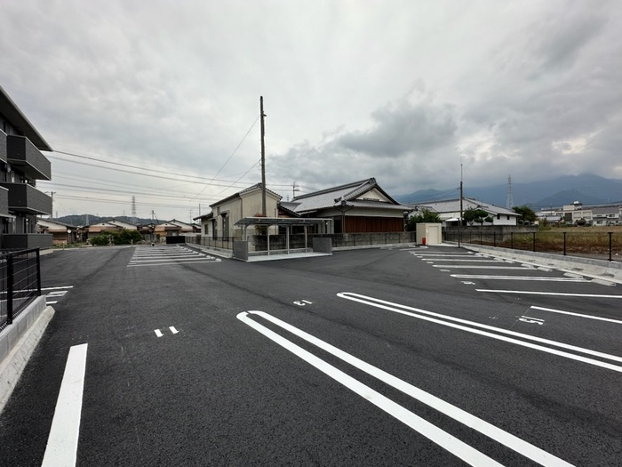 D-room Raffineの駐車場