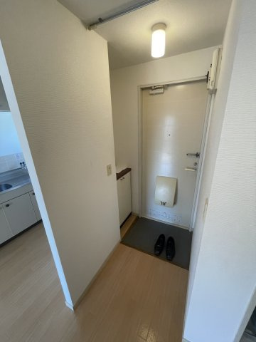 【玄関】 | ハイツロゼC
