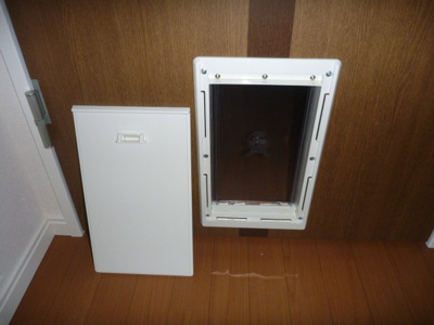 【設備】 | ガーデニングヒルズ北野３４５ | ペット専用くぐり戸