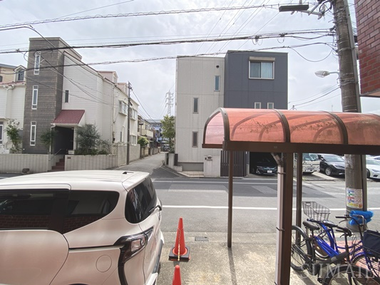 リバーサイドマンションのバルコニー|お洗濯にも便利なバルコニー付き