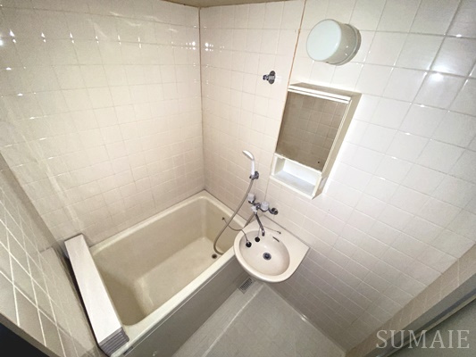 リバーサイドマンションの浴室|２点ユニットです(^0_0^)