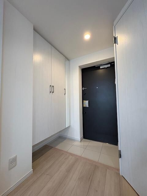 リアルワン要町の玄関