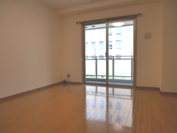【寝室】 | クローバー・プレミア昭和町