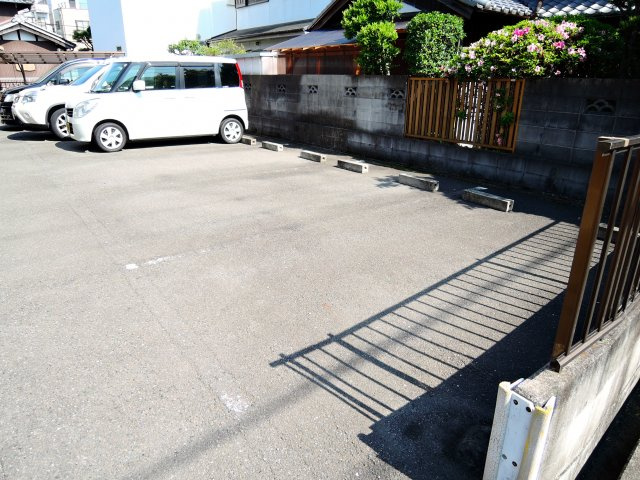 CASAの駐車場