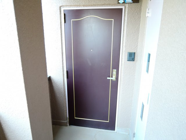 CASAの玄関