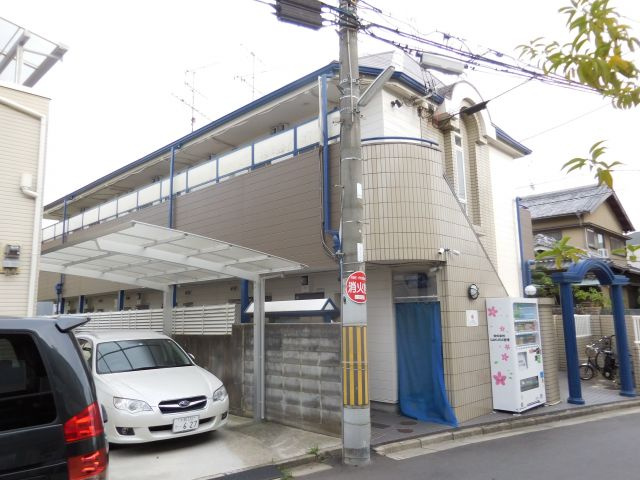 ビー・エスパースの外観
