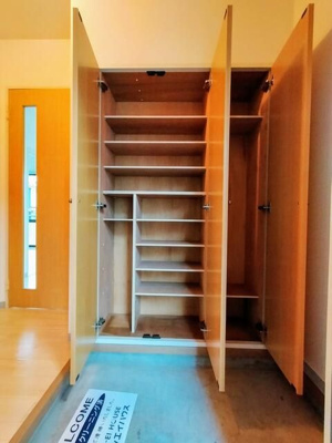 【玄関】 | プルミエール本郷Ⅲ