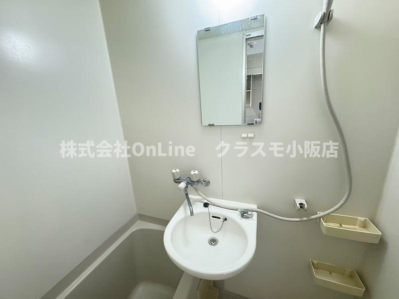 アーバンシティ上本町の独立洗面台