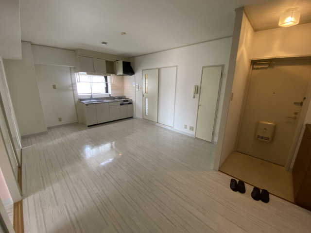 アモンコートＩの居間・リビング