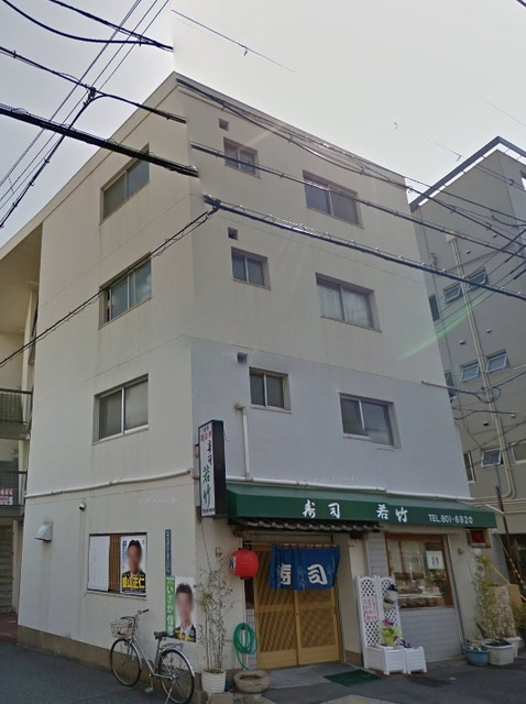 西灘マンションの外観