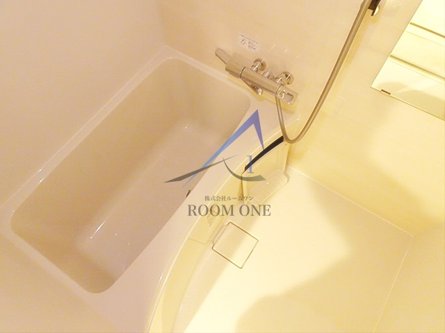 キャッスルマンション幡ヶ谷の浴室|お風呂です。