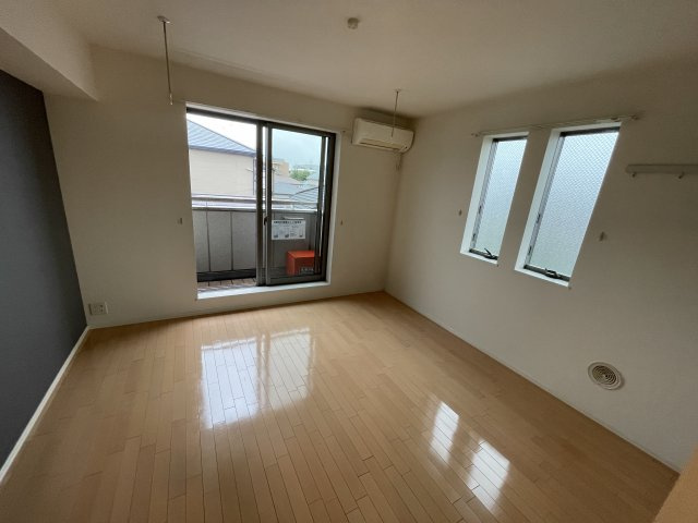 サニーヒルズ芦屋の居間・リビング