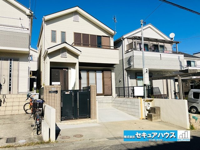 【中古戸建】名古屋市緑区黒沢台2丁目の外観|事前予約にて現地ご見学いただけます！お気軽にお問い合わせください♪
■株式会社　セキュアハウス■
住宅ローンに強く、知識、経験豊富なスタッフ在籍
お客様に寄り添い、ご成約後もサポート致します。　　　　