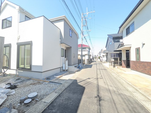 松戸市五香8丁目　1期　新築戸建ての前面道路含む現地写真|現地案内会開催中！
本日のご見学も可能です♪
お気軽にお電話またはお問い合わせください♪