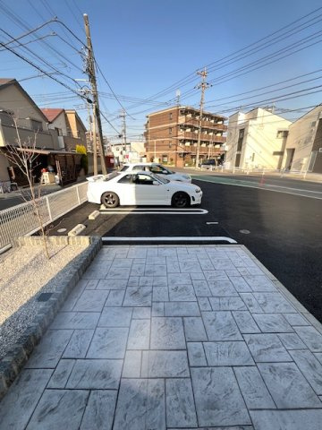 ラ・セルリアンの駐車場