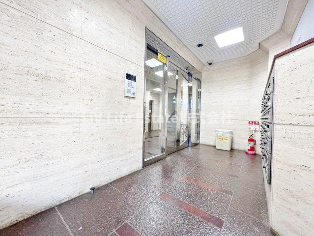 久米川プラネットのエントランス