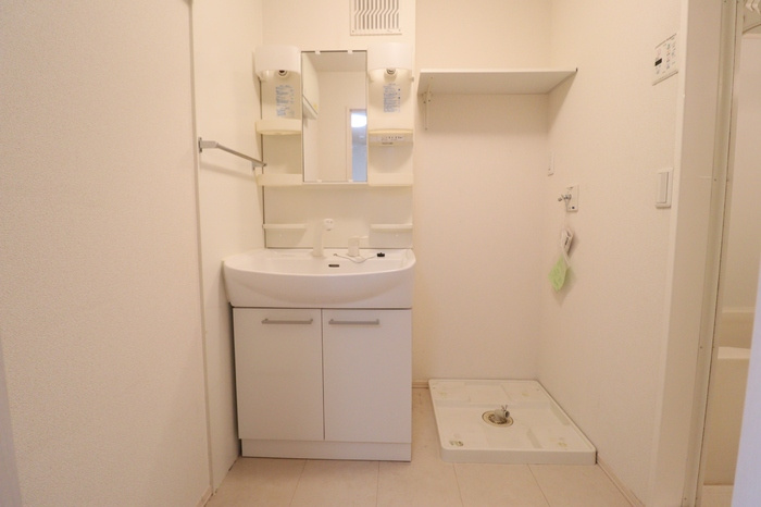 マーベラスひたち野の洗面所|洗髪洗面化粧台、洗濯機置き場