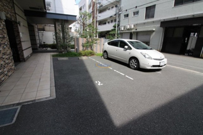 【駐車場】 | アスヴェル梅田WEST