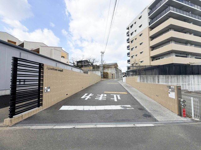 アルファステイツ春日３の周辺