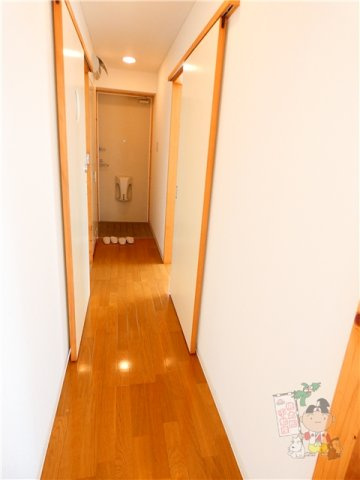 Ｆ　ＧＡＲＤＥＮ　厚生町　Ⅱの玄関