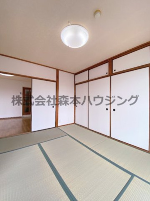 【寝室】 | 　メゾンサンガ | 落ち着いて過ごせるお部屋なので、寝室にいかがでしょうか