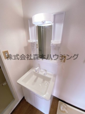 【独立洗面台】 | 　メゾンサンガ | 独立洗面台で身支度をすべて済ませてしまいましょう