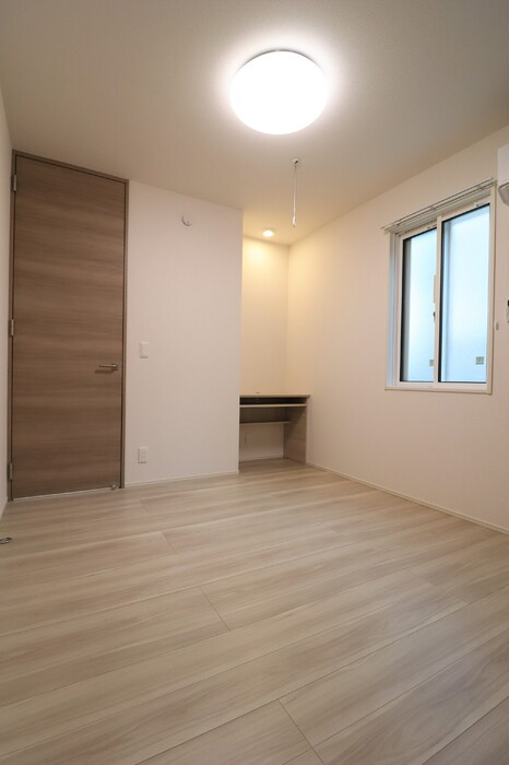 府中市押立町５丁目のアパートの寝室