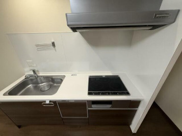 新潟市秋葉区田家１丁目のタウンのキッチン