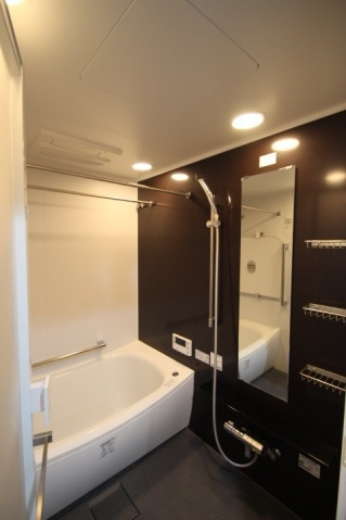 ポレスター岡山ターミナルシティの浴室