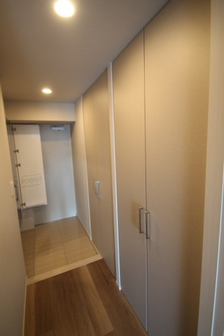 ポレスター岡山ターミナルシティの玄関