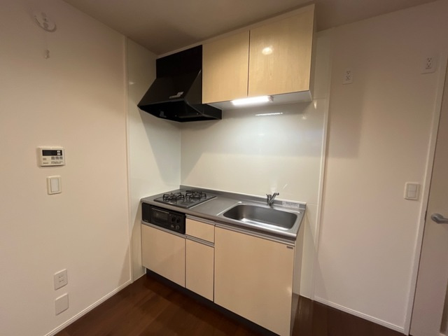 i-classのキッチン|2口コンロ・グリル付のシステムキッチンです♪