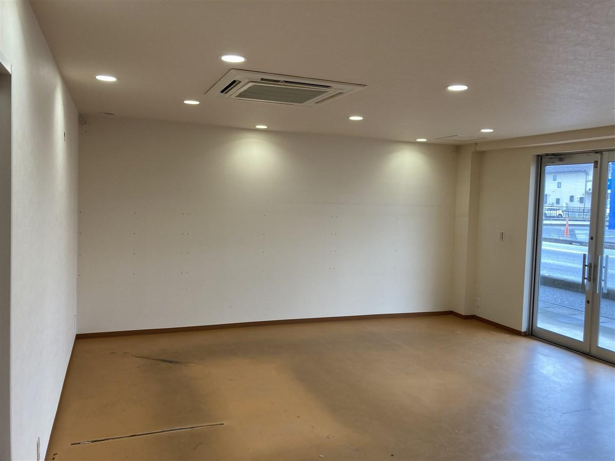 栗東市高野の店舗一部の内装