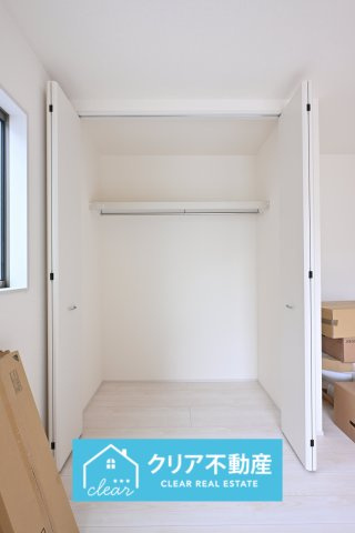 【収納】 | 大泉町第6仙石　リーブルガーデン | 棚付きで使いやすい♪LDKから続き間で片付けやすい♪