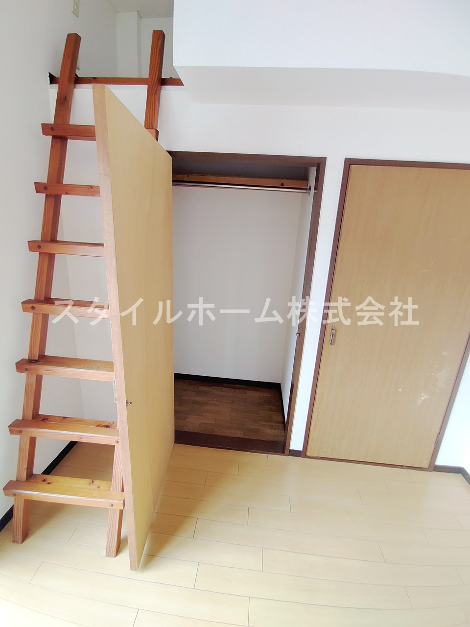 ベノワコートA棟の収納|こまごまとしたものを収納できそうですね