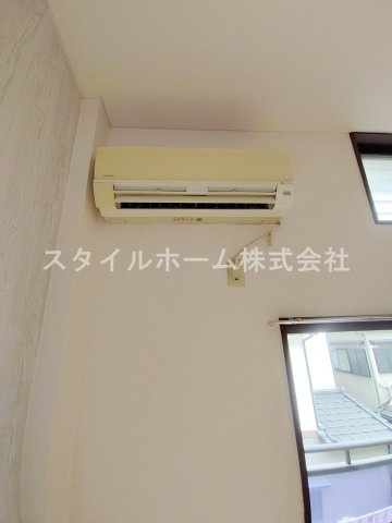 ベノワコートA棟の設備|おしゃれな居間です