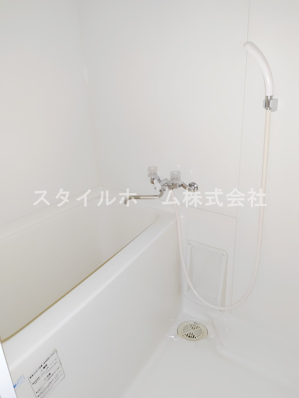 ベノワコートA棟の浴室|落ち着いた空間のお風呂です