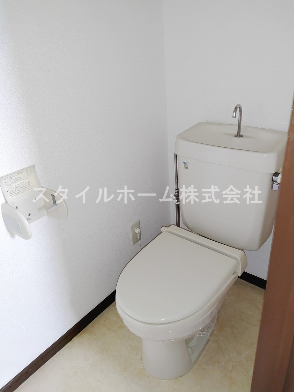 ベノワコートA棟のトイレ|シンプルで使いやすいトイレです