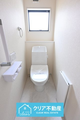 【トイレ】 | 大泉町第6仙石　リーブルガーデン | 清潔感のあるトイレは気持ちよく使うことができます♪