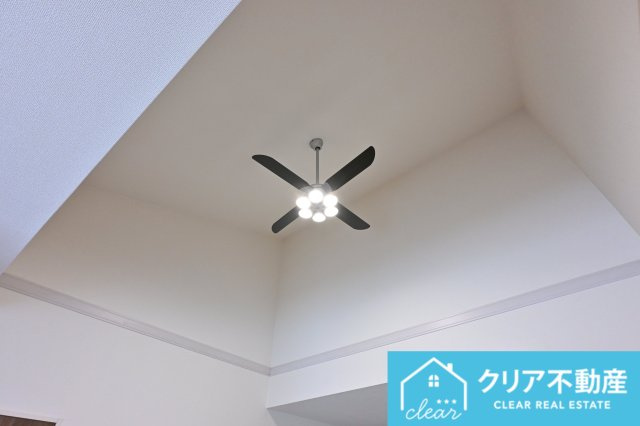 【内装】 | 大泉町第6仙石　リーブルガーデン | 冷暖房効率を上げるシーリングファン付き♪