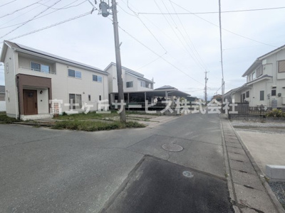 【前面道路含む現地写真】 | 磐田市福田 22期 新築一戸建て 2号棟 | 前面道路です