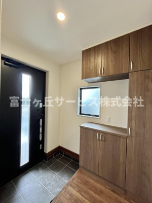 【玄関】 | 磐田市福田中島 14期 新築一戸建て | 玄関です